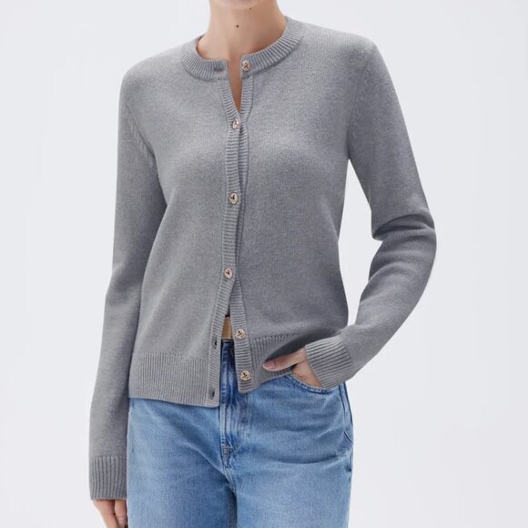 CASHMERE SWEATER BUNDLE - Picture 4 of 7